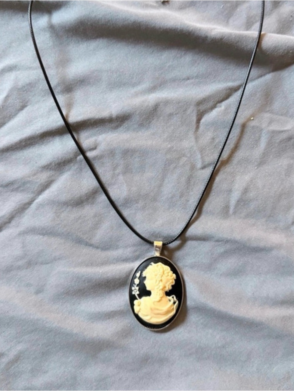 Classic Black Cameo Pendant Necklace - Elegant Women's Jewelry